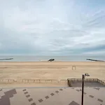 Modern Coastal In Lägenhet Knokke-Heist