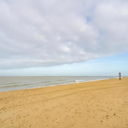 Modern Coastal In Knokke-Heist
