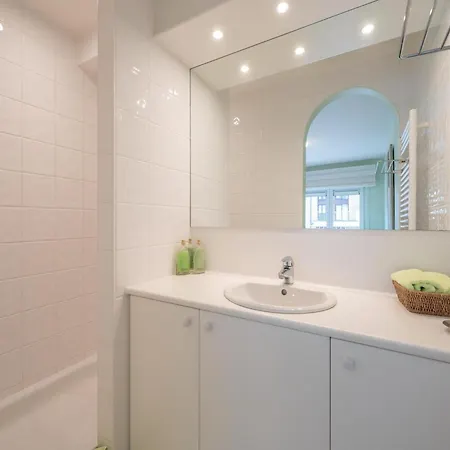 Appartement Modern Coastal In *